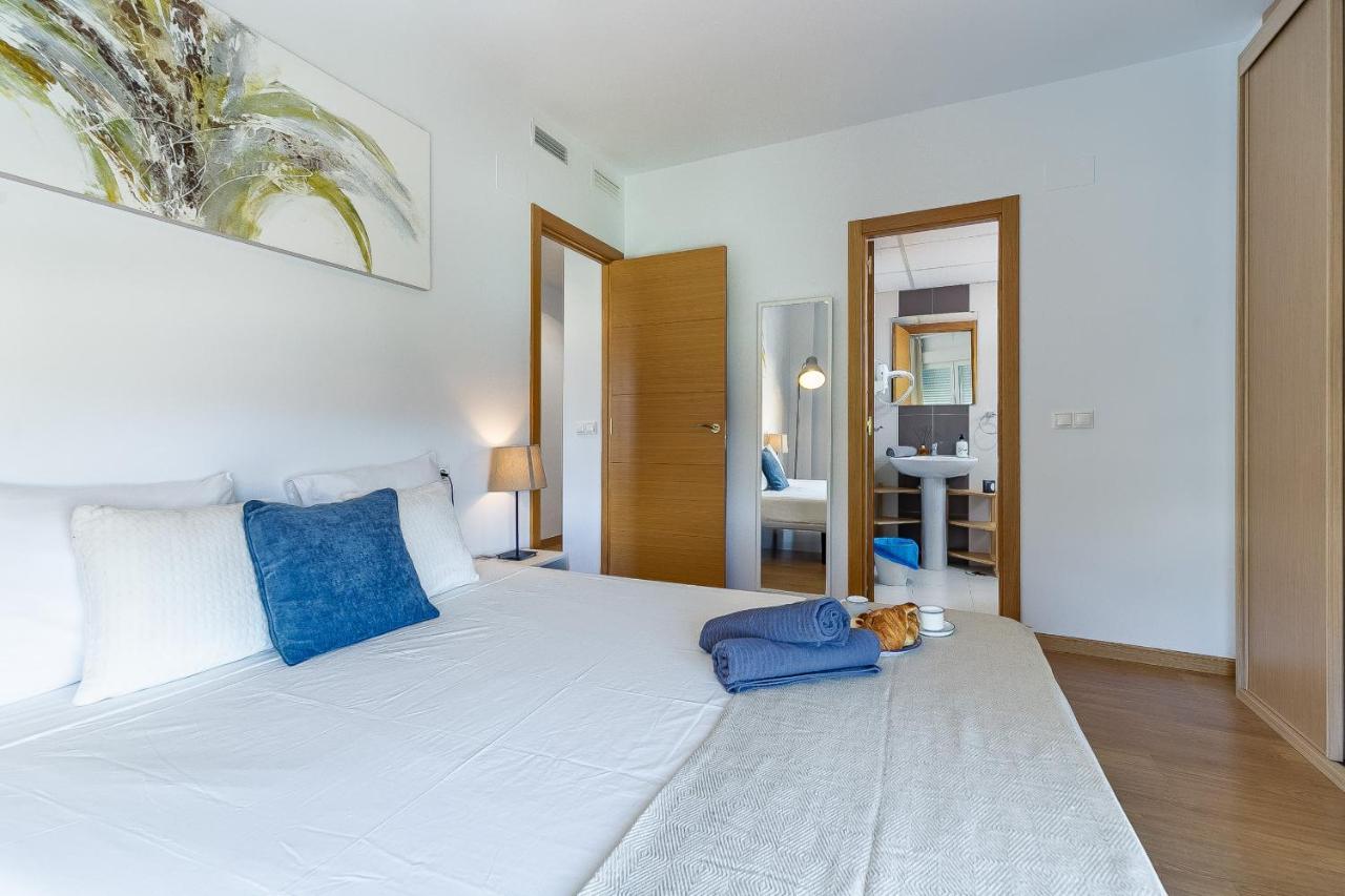 Modern Beach Apartment Valparaiso With Parking มาลากา ภายนอก รูปภาพ