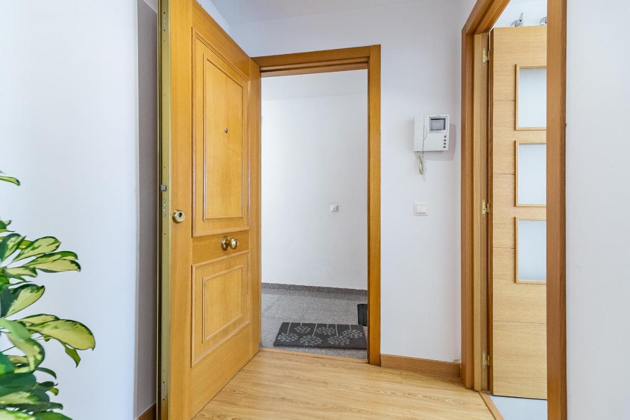 Modern Beach Apartment Valparaiso With Parking มาลากา ภายนอก รูปภาพ